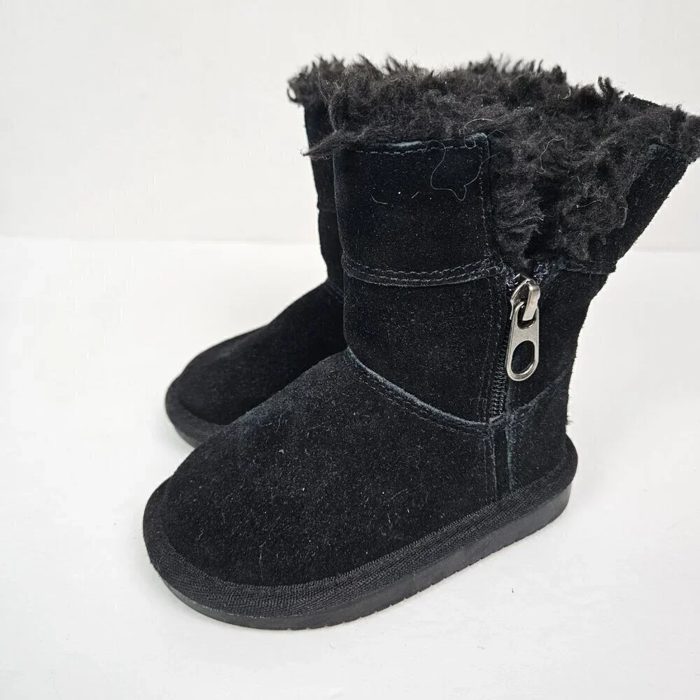 Koolaburra by UGG Aribel Short Boot Black 6